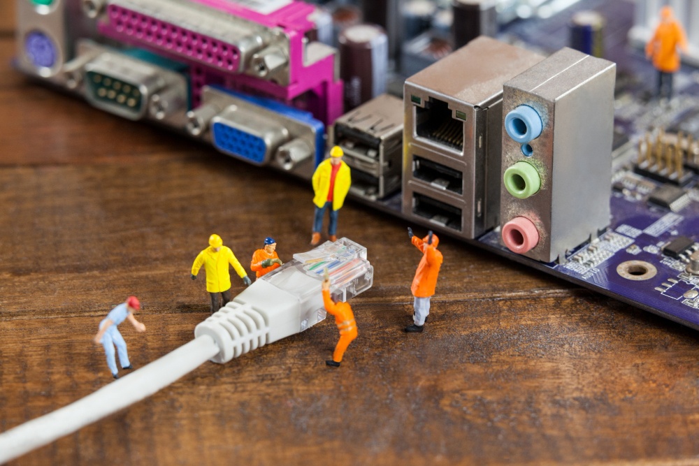 The Complete Guide to Setting Up a Cost-Effective Network for Small Businesses